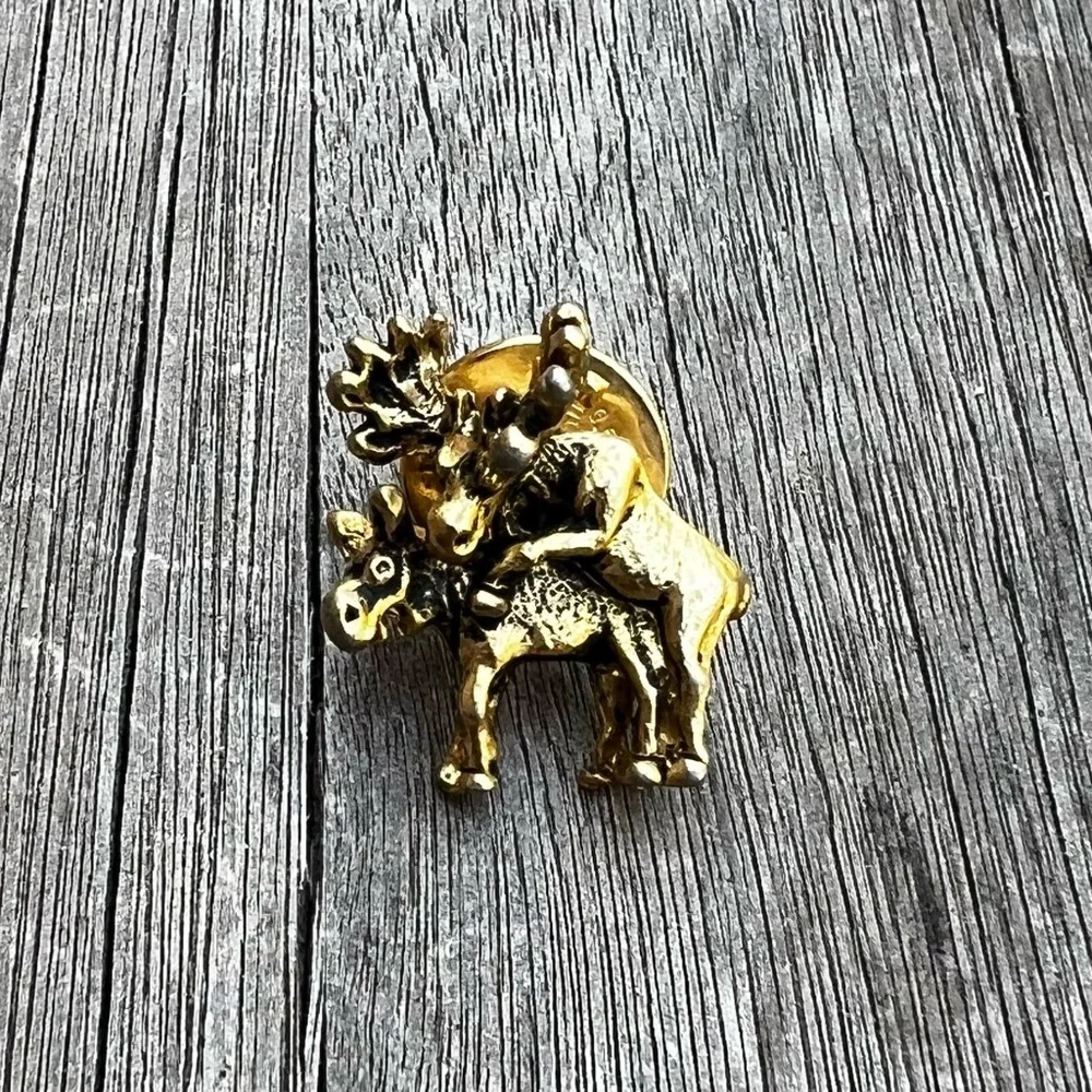 Vintage Ballou Reg'd Tiny Moose Pin Mating Moose Naughty Moose RARE Humping